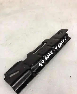 Opel Mokka B Battery bracket 235222