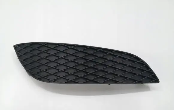 Opel Astra H Front bumper lower grill 375768702A