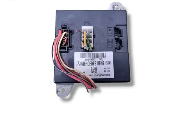 Mercedes-Benz E W211 Comfort/convenience module 2115452132