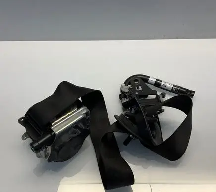 BMW X5 F15 Front seatbelt 7343634