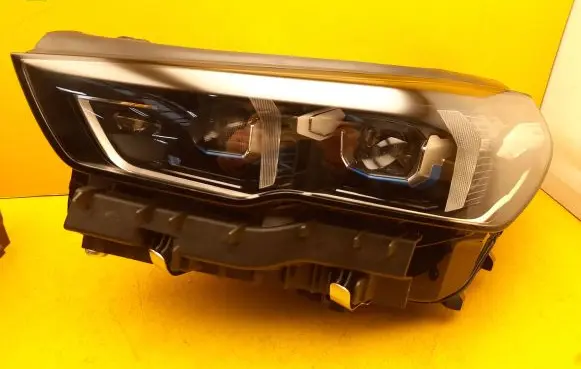 BMW 5 G60 Headlight/headlamp 5A798D1