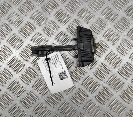 Front door check strap stopper