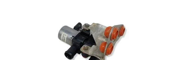 Audi Q5 SQ5 Coolant heater control valve 80A820035C 80A261153A