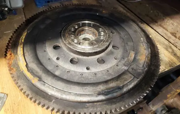 Jeep Cherokee III KJ Dual mass flywheel 
