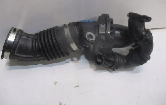 Renault Mégane Renault Sport III (IV Based) Air intake duct part 165761844P