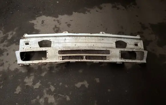 BMW 3 E30 Bottom radiator support slam panel 