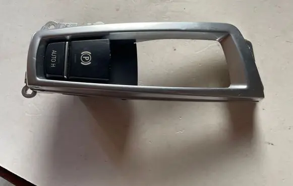 BMW 5 F10 F11 Hand parking brake switch 9217594