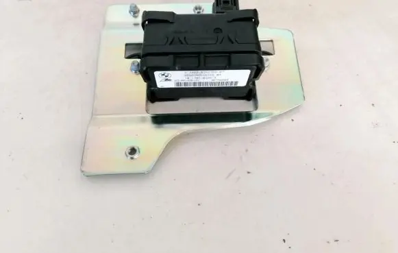 BMW 1 E81 E87 ESP acceleration yaw rate sensor 676276907 6762769-07