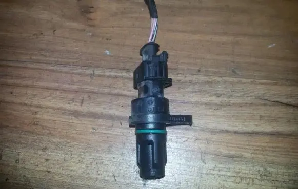Toyota Aygo AB10 Crankshaft position sensor 90919w5003 023203069
