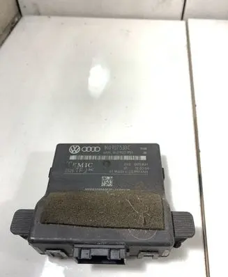 Volkswagen Golf V Gateway control module 1K0907530C