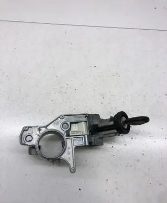 Opel Zafira B Ignition lock 2421430