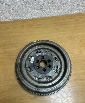 Volkswagen Golf VII Flywheel 03L105266DE D6255