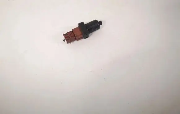 Nissan X-Trail T30 Brake pedal sensor switch
