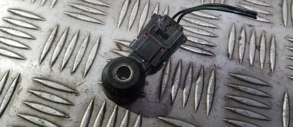 Detonation knock sensor