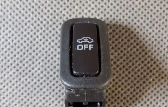 Volkswagen Touareg II Alarm switch 7P6962109