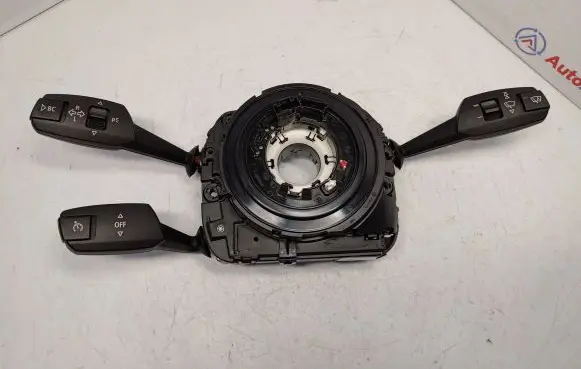 Steering wheel axle set