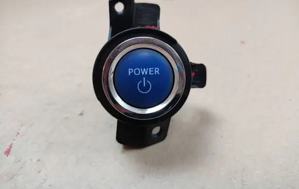 Toyota C-HR I Engine start stop button switch 15F032B