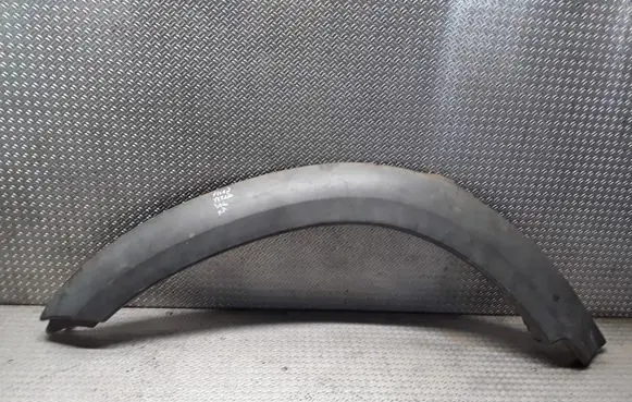 Front arch trim