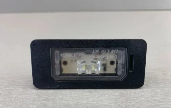 BMW X1 E84 Number plate light 63297193293 7193293