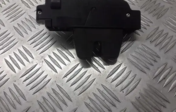 Citroen C4 I Tailgate exterior lock 9652301980