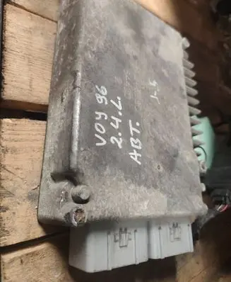 Chrysler Voyager Engine control unit/module P04727196AJ
