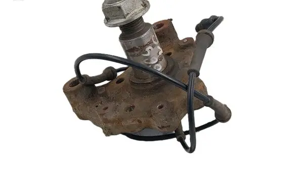 Opel Vivaro Rear wheel hub 8200050015 91166027