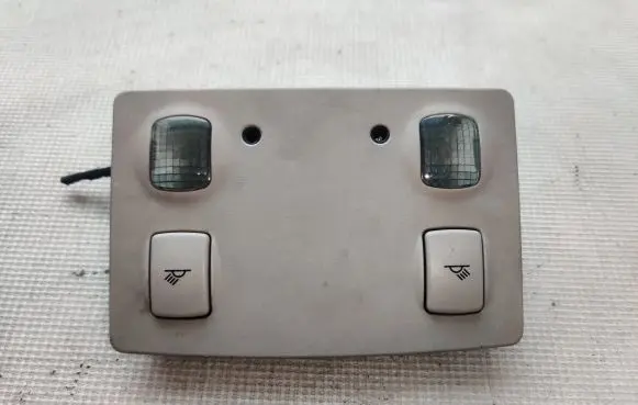 Audi A6 S6 C5 4B Front seat light 4b0947303