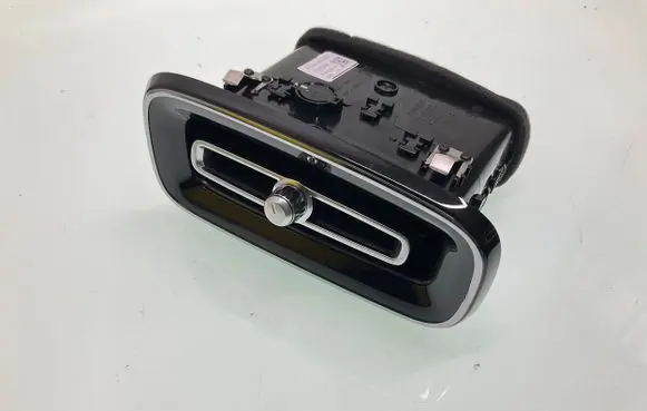 Dashboard side air vent grill/cover trim