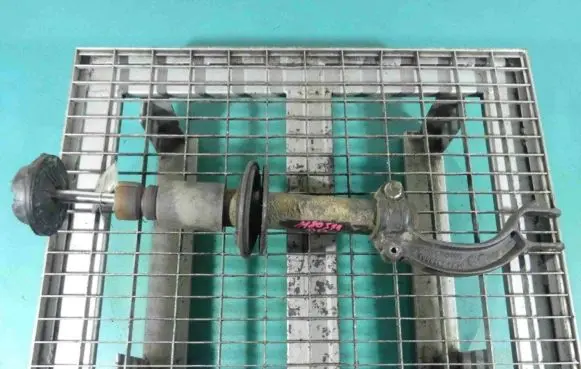 Audi A4 S4 B8 8K Front shock absorber/damper 8K0413031AN IMPRK1180579