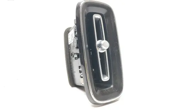 Volvo XC40 Dash center air vent grill 31442625