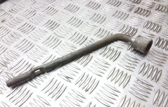 Mazda 6 Wheel nut wrench 