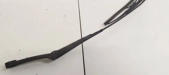 Audi A4 S4 B5 8D Front wiper blade arm 8D1955408B