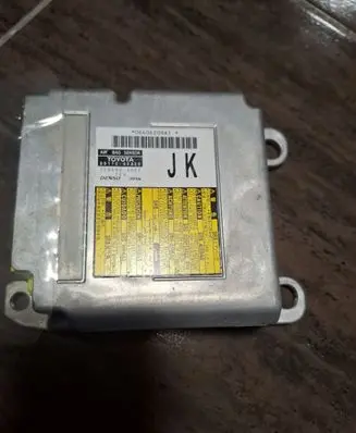 Lexus RX 450H Airbag control unit/module 8917048A00 1508004062