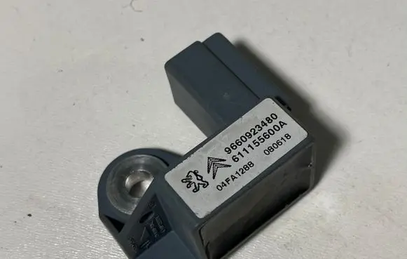 Citroen C5 Airbag deployment crash/impact sensor 9660923480 611155600A