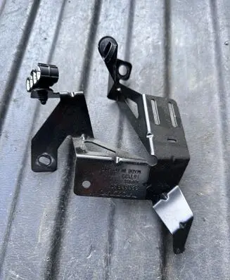 Volvo V60 Holder (bracket) 32333340