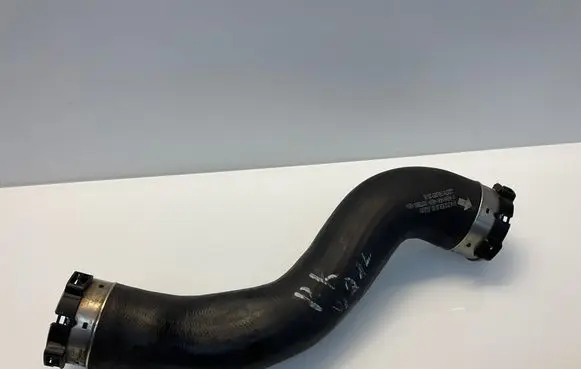 Intercooler hose/pipe