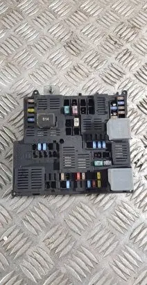 Volvo XC90 Fuse module 31473770