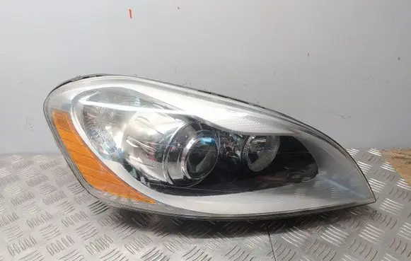 Volvo XC60 Headlight/headlamp