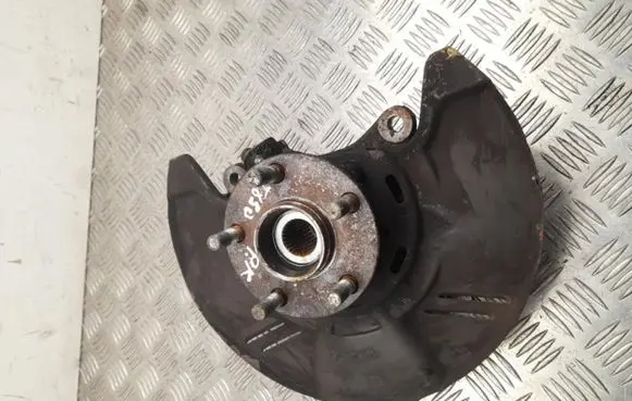 KIA Sportage Front wheel hub 56B