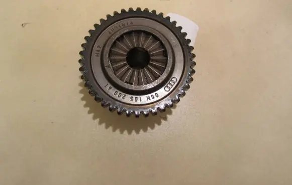 Volkswagen Golf VI Crankshaft gear 06H105209AT