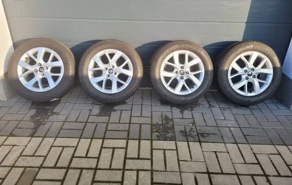Renault Captur R16 alloy rim 403000864R