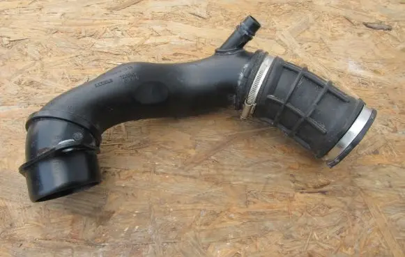 BMW 7 G11 G12 Air intake hose/pipe 8621869