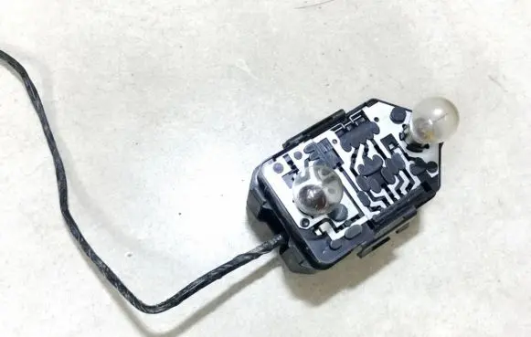 Volkswagen Vento Tail light bulb cover holder 1h5945520