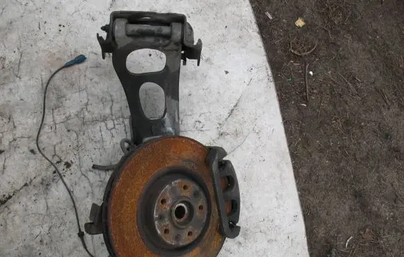 Citroen C5 Front wheel hub spindle knuckle