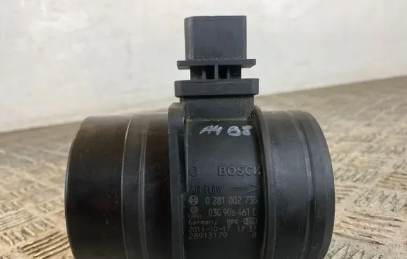 Audi A4 S4 B8 8K Mass air flow meter 03G906461C 28913179 0281002735