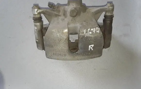 Volkswagen Tiguan Front brake caliper 3C0615124