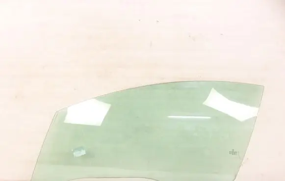 Peugeot 308 Front door window/glass (coupe) 