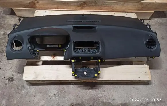 Opel Meriva B Dashboard 13315250