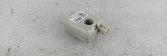 BMW 5 F10 F11 Antenna control unit 911826206