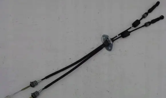 Hyundai i30 Gear shift cable linkage 4963653
